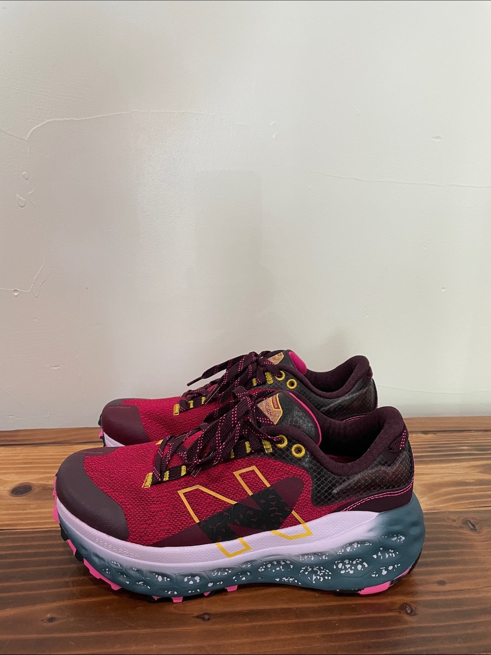 New Balance Wmns Fresh Foam X More Trail v2 Garnet Size 7.5 New! - Picture 10 of 16